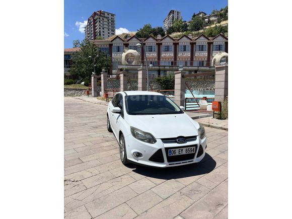 FORD FOCUS 3 TİTANİUM 