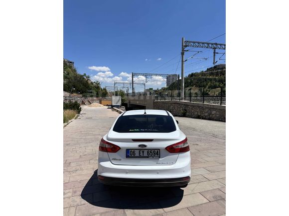 FORD FOCUS 3 TİTANİUM 