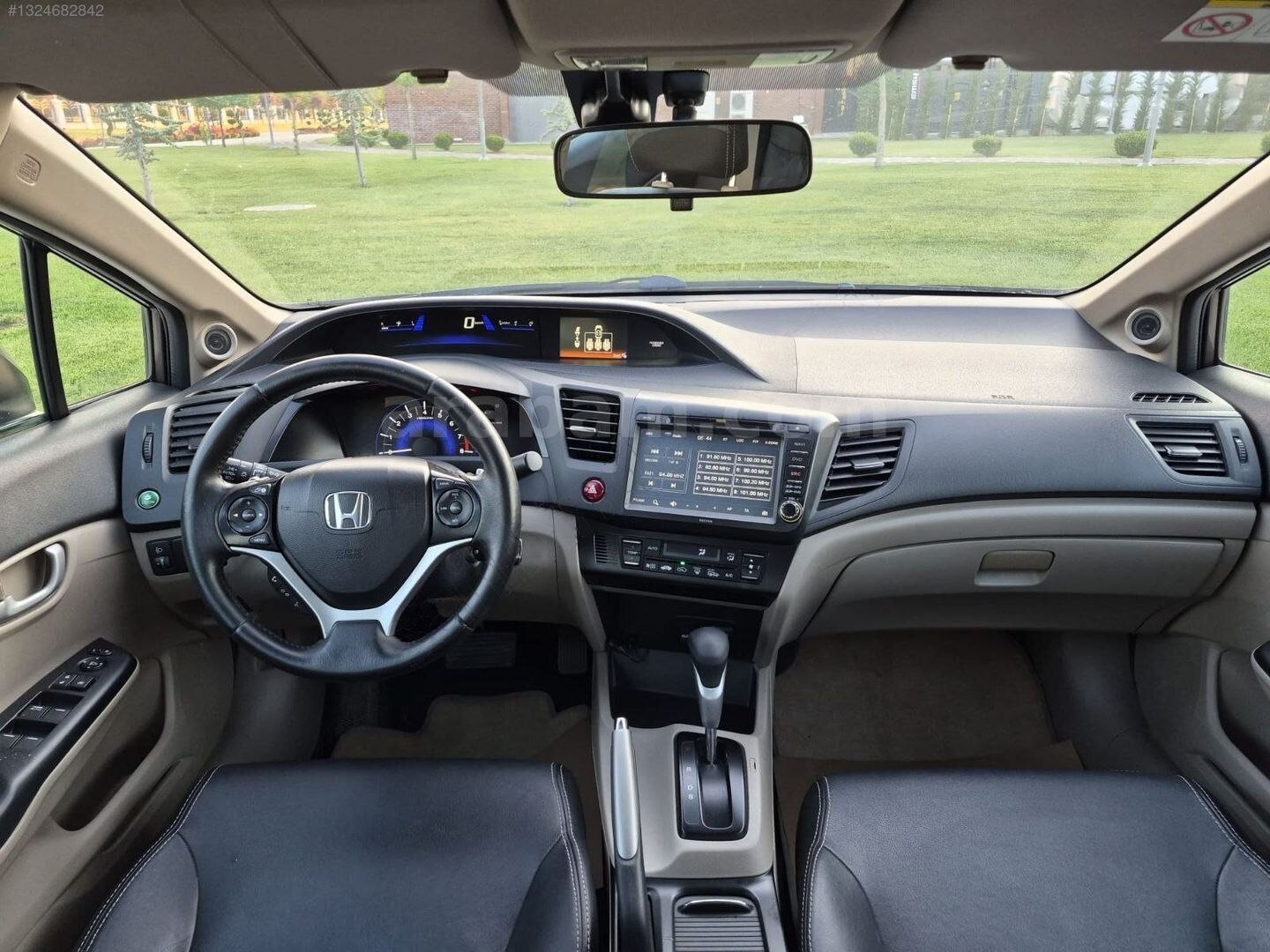 Galeriden Honda Civic 1.6i VTEC Premium 2015 Model Eskişehir 100.000 km Füme 3