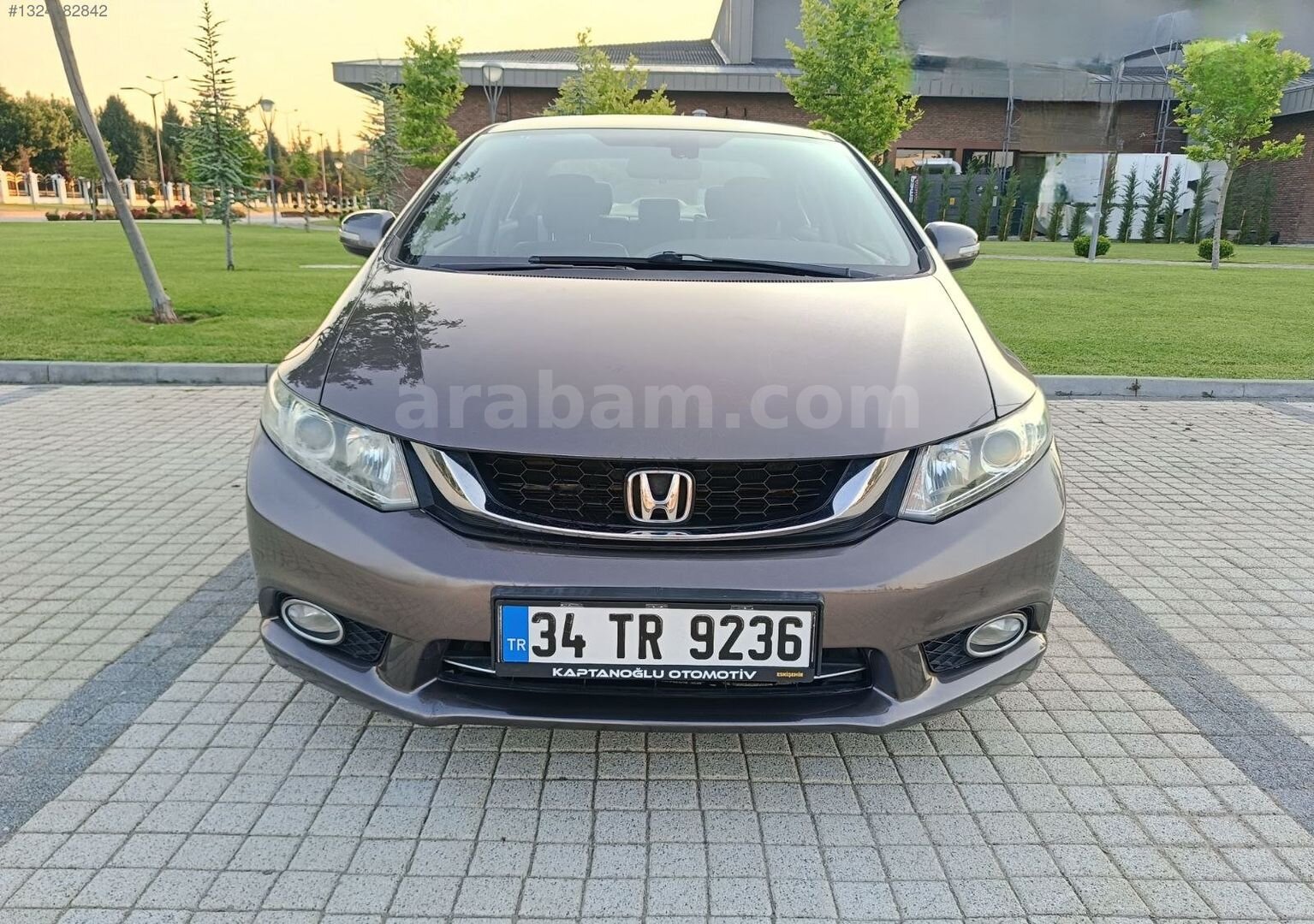 Galeriden Honda Civic 1.6i VTEC Premium 2015 Model Eskişehir 100.000 km Füme 2