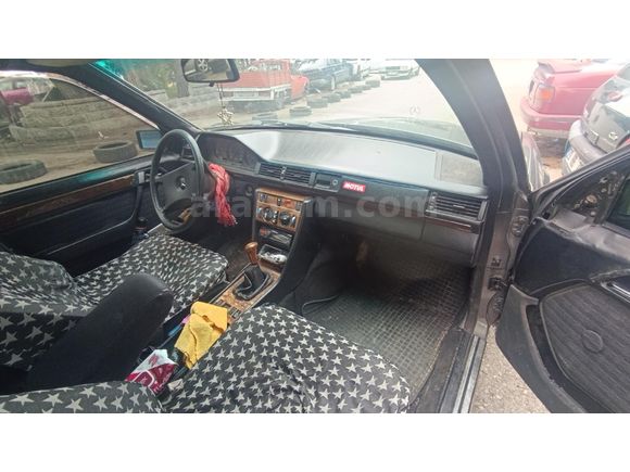 SATILIK 90 MODEL 200E MERCEDES l