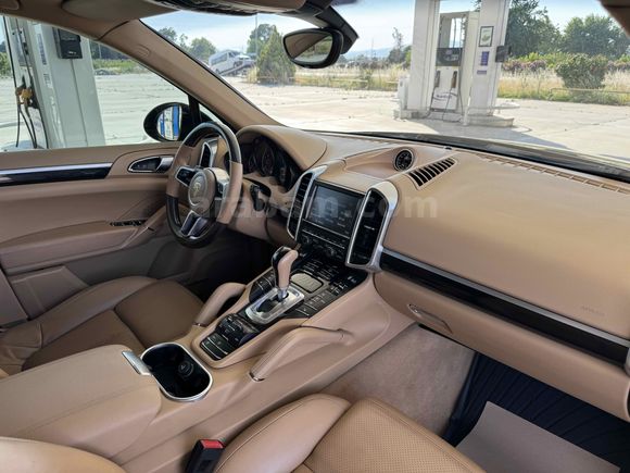 Galeriden Porsche Cayenne 3.0 Diesel 2014 Model Manisa