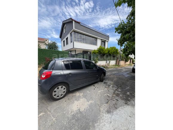 Sahibinden Renault Clio 1.4 Authentique 2006 Model