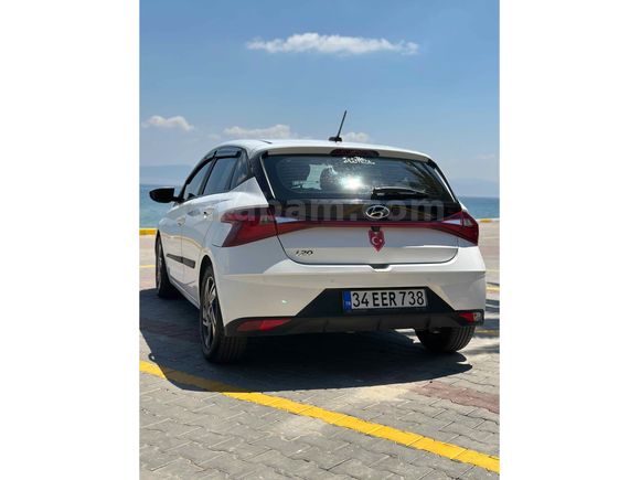 Sahibinden Hyundai i20 1.4 MPI Style 2021 Model 