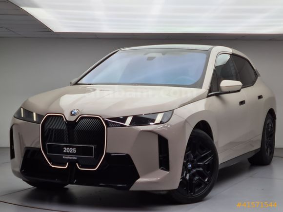 KOSİFLER OTO BOSTANCI BMW İX (TİCARİ KARTLARA 12 AY TAKSİT)