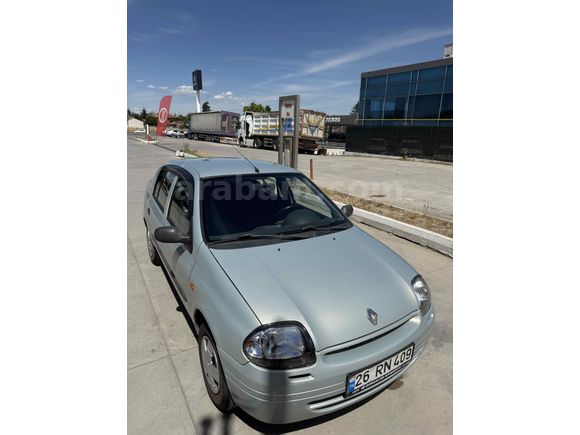 Sahibinden Renault Clio 1.4 RNA 2000 Model 