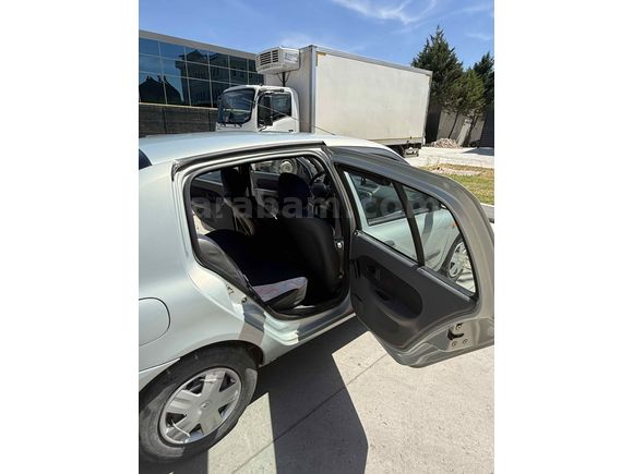 Sahibinden Renault Clio 1.4 RNA 2000 Model 