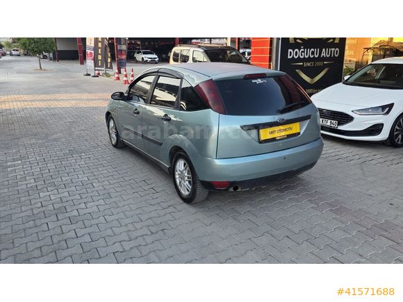 FORD FOCUS