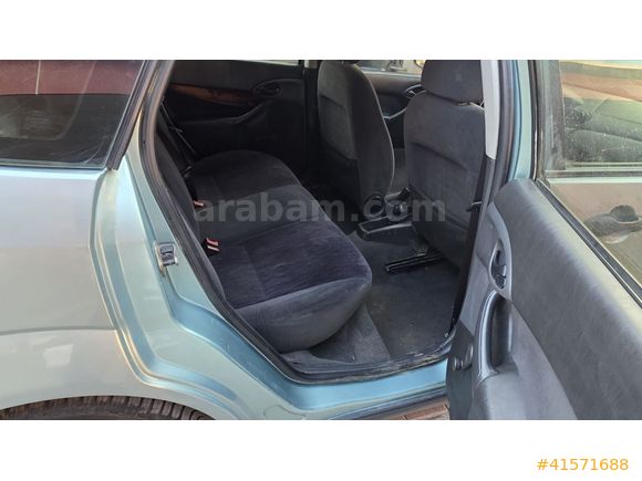 FORD FOCUS