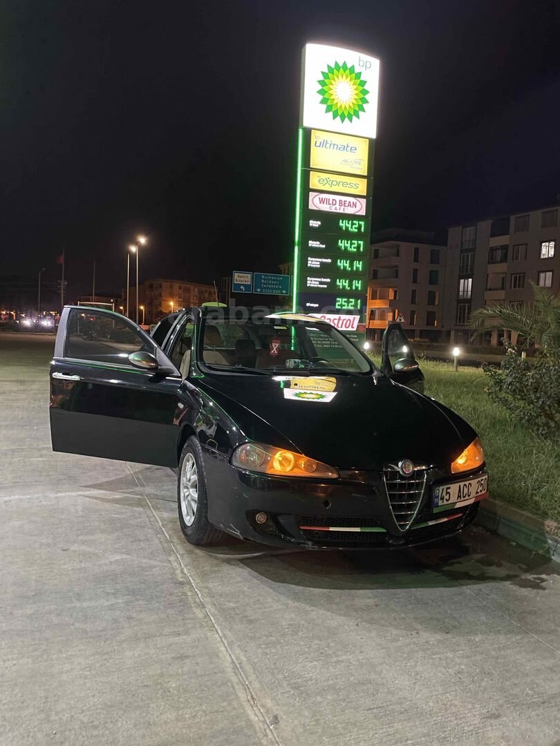 Sahibinden Alfa Romeo 147 1.6 TS Progression 2008 Model Balıkesir 310.000 km Siyah 6