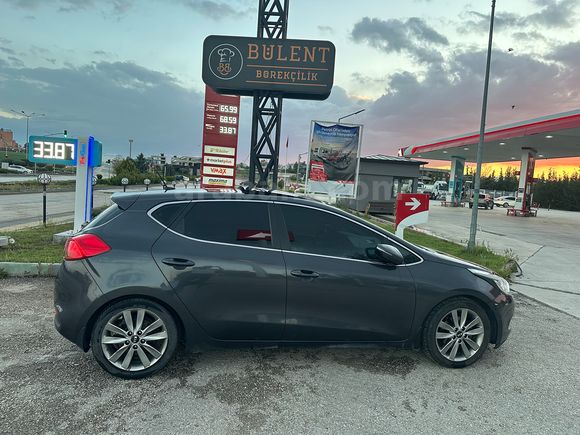 Sahibinden Kia Ceed Otomatik 2012 Premium  