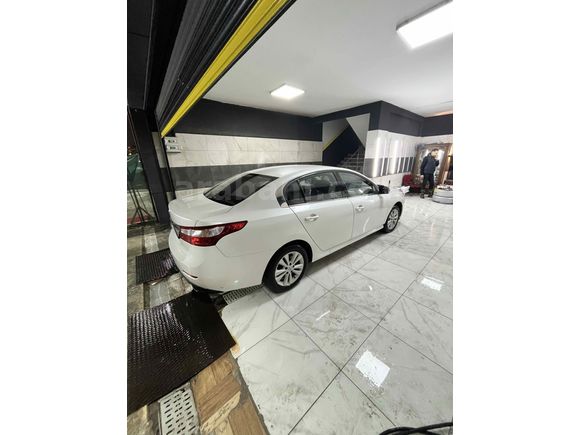 Sahibinden Renault Latitude 1.5 dCi Expression 2012 Model 