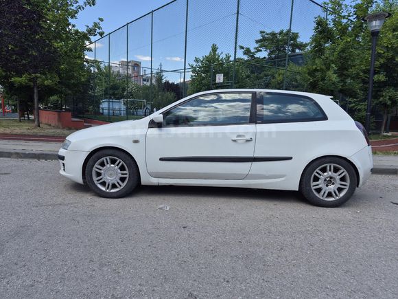 Sahibinden Fiat Stilo 1.6 Dynamic 2004 Model