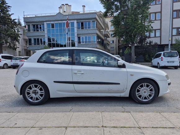 Sahibinden Fiat Stilo 1.6 Dynamic 2004 Model
