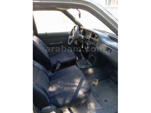 Sahibinden Mazda B2500 2.5 D 1998 Model