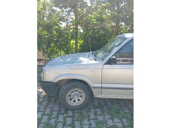 Sahibinden Mazda B2500 2.5 D 1998 Model