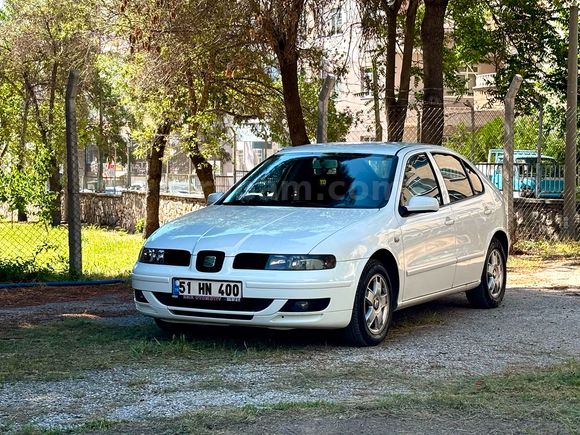 Memurdan Seat Leon 1.6 Signo 2000 Model 