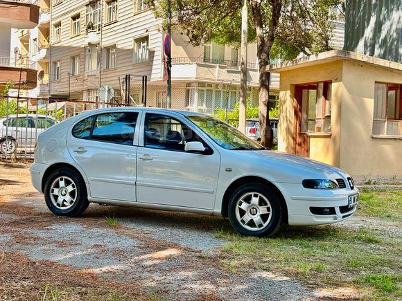 Memurdan Seat Leon 1.6 Signo 2000 Model 