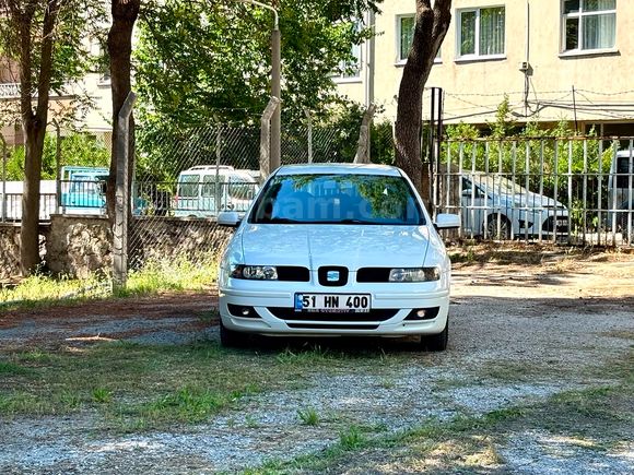 Memurdan Seat Leon 1.6 Signo 2000 Model 