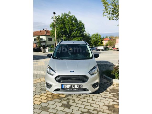 Sahibinden Ford Tourneo Courier 1.5 TDCi Titanium Plus 2023 Model  46.000 km Gri