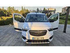 Sahibinden Opel Combo Life 2022 Model Otomatik ACİL!!!