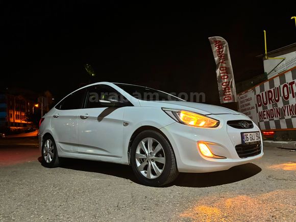 Sahibinden Hyundai Accent Blue 1.6 CRDI Mode Plus 2017 Model Degisensiz