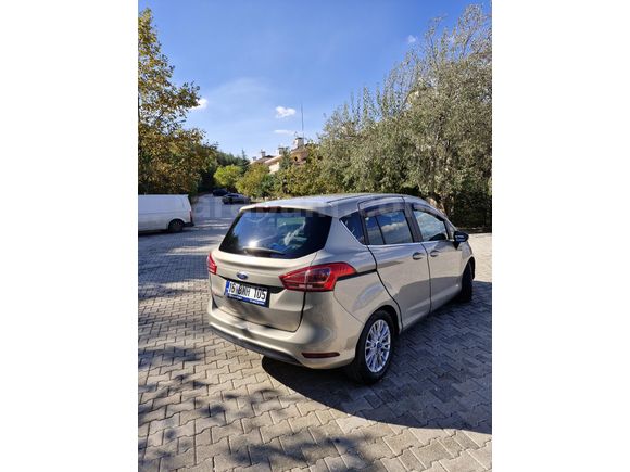 Sahibinden Ford B-Max 1.6 Titanium 2014 Model  80.000 km Gri