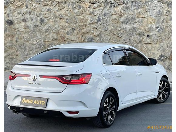 ÖNER AUTO'DAN___ 2018 MEGANE 1.6 MANUEL HATASIZ HASAR KAYITSIZ