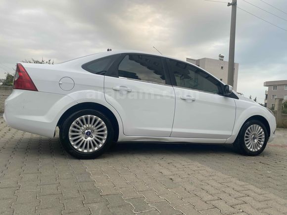 Sahibinden Ford Focus 1.6 Titanium 2011 Model 