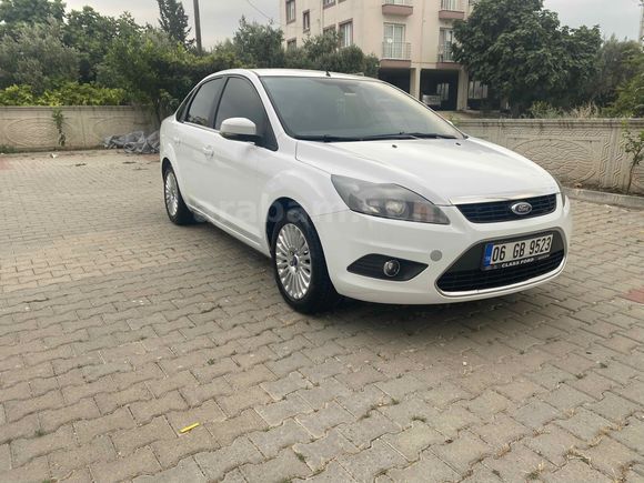 Sahibinden Ford Focus 1.6 Titanium 2011 Model 