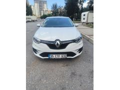 2025 MODEL 15'BİNDE KAZASIZ BOYASIZ GARANTİLİ AİLE ARACİ