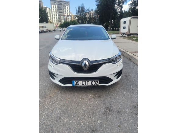 2025 MODEL 15'BİNDE KAZASIZ BOYASIZ GARANTİLİ AİLE ARACİ