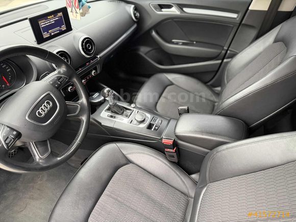 2013 A3 Sportback 1.6 TDI Attraction S-Tronic 202 BİNDE İLK ELDN
