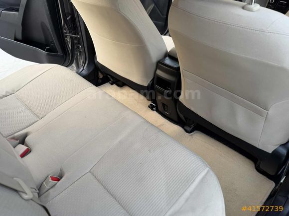 2013 Corolla 1.4 D-4D Advance 200BİNDE DEĞİŞENSZ AVANTGARD BRONZ
