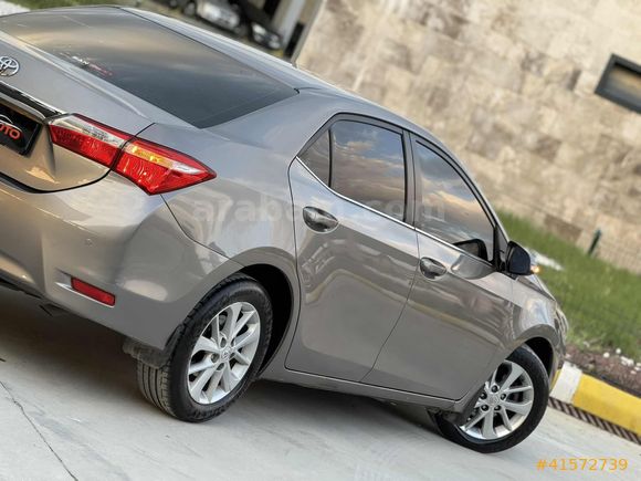 2013 Corolla 1.4 D-4D Advance 200BİNDE DEĞİŞENSZ AVANTGARD BRONZ