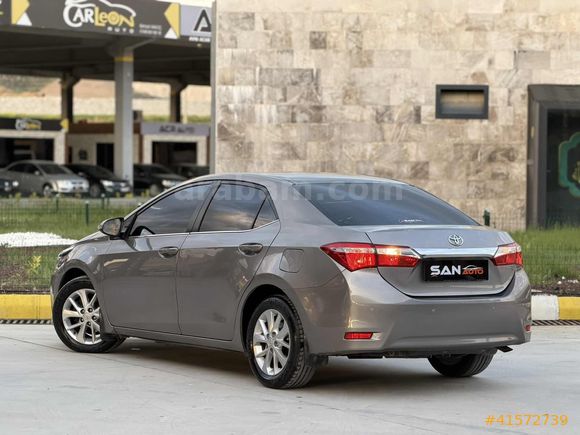 2013 Corolla 1.4 D-4D Advance 200BİNDE DEĞİŞENSZ AVANTGARD BRONZ