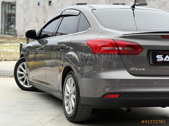 2015 Focus 1.6 TDCI TitaniumX 180 BİNDE FULL EN DOLUSU EMSALSİZZ