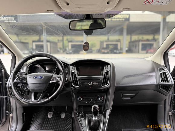 2015 Focus 1.6 TDCI TitaniumX 180 BİNDE FULL EN DOLUSU EMSALSİZZ