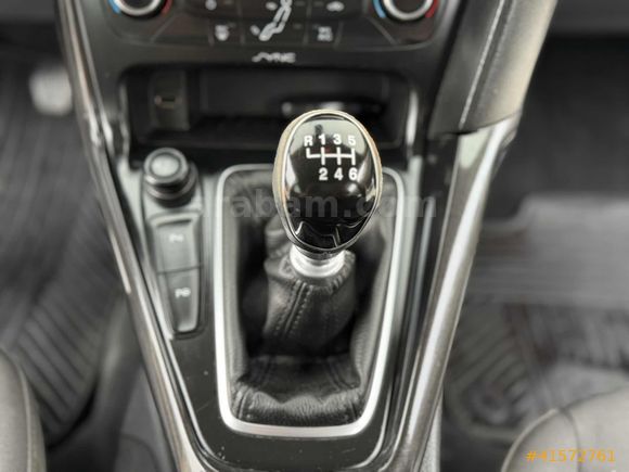 2015 Focus 1.6 TDCI TitaniumX 180 BİNDE FULL EN DOLUSU EMSALSİZZ