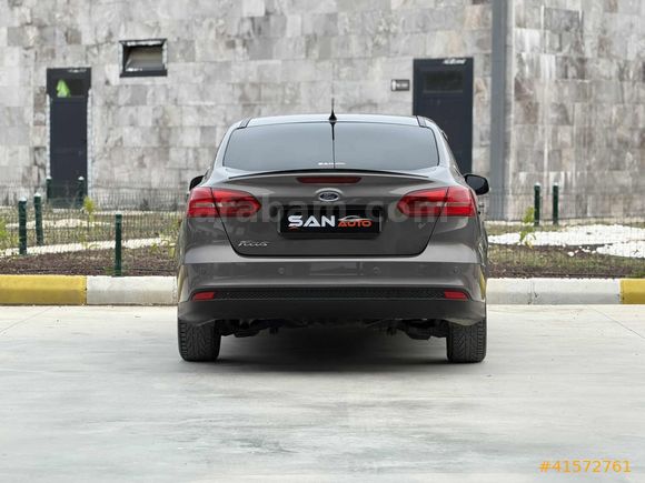 2015 Focus 1.6 TDCI TitaniumX 180 BİNDE FULL EN DOLUSU EMSALSİZZ