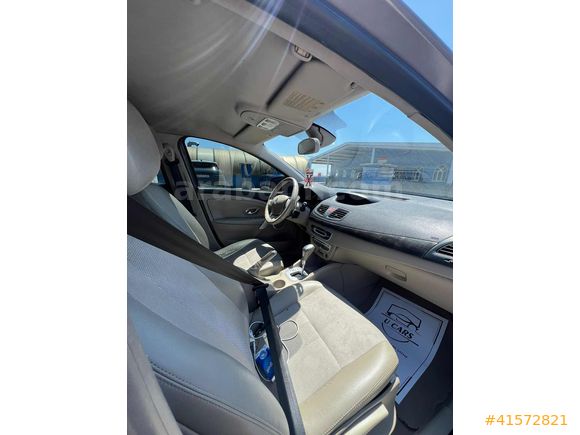 UCARS GRUP MEGANE 3 DİZEL OTOMATİK PRİVİLEGE