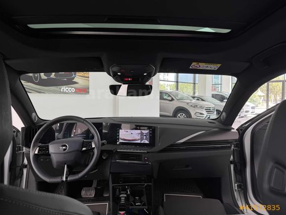 2025 CAM TAVAN 17 BİN KM ASTRA E