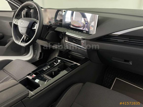 2025 CAM TAVAN 17 BİN KM ASTRA E