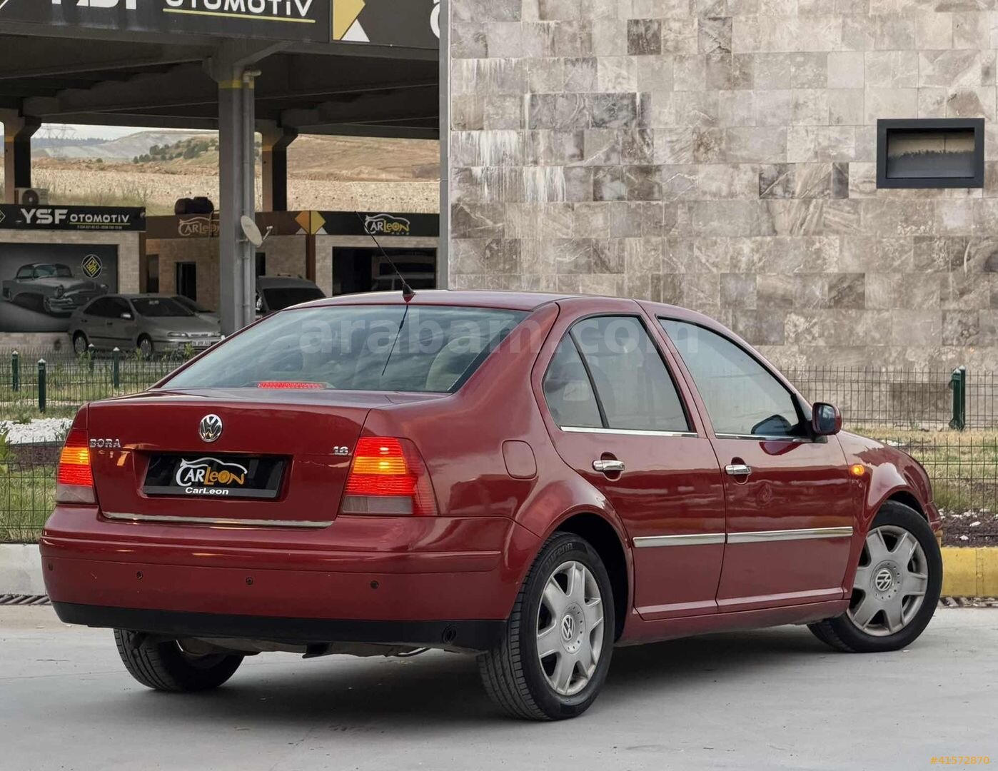 Galeriden Volkswagen Bora 1.6 Comfortline 2000 Model Denizli 293.000 km Kırmızı 5