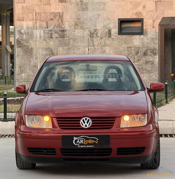Galeriden Volkswagen Bora 1.6 Comfortline 2000 Model Denizli 293.000 km Kırmızı