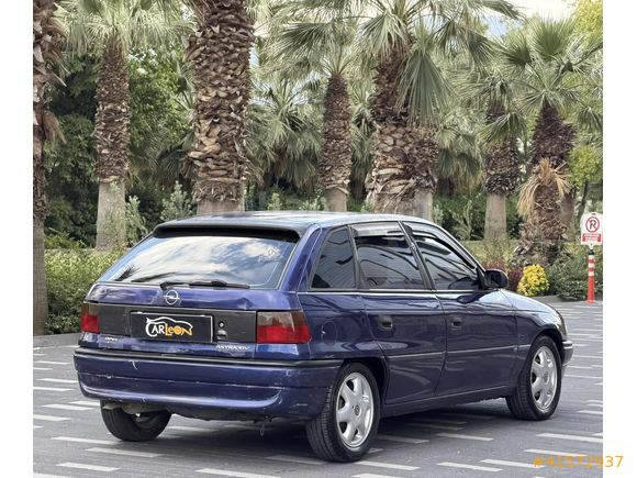 // CARLEON'dan // ASTRA// 1.6 GLS DEĞİŞENSİZ // KLİMALI //