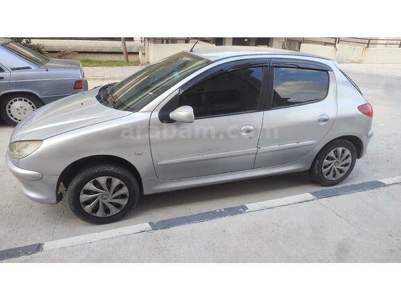 Sahibinden Peugeot 206 1.4 XR 2000 Model