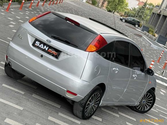2000 Focus 1.6 Ghia KLİMA\SANRUF EN DOLUSU CAM GİBİ EMSALSİZ