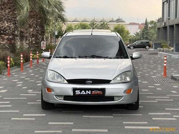 2000 Focus 1.6 Ghia KLİMA\SANRUF EN DOLUSU CAM GİBİ EMSALSİZ