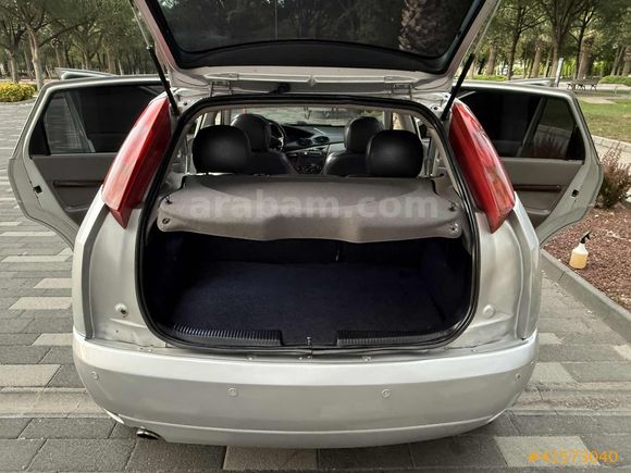 2000 Focus 1.6 Ghia KLİMA\SANRUF EN DOLUSU CAM GİBİ EMSALSİZ